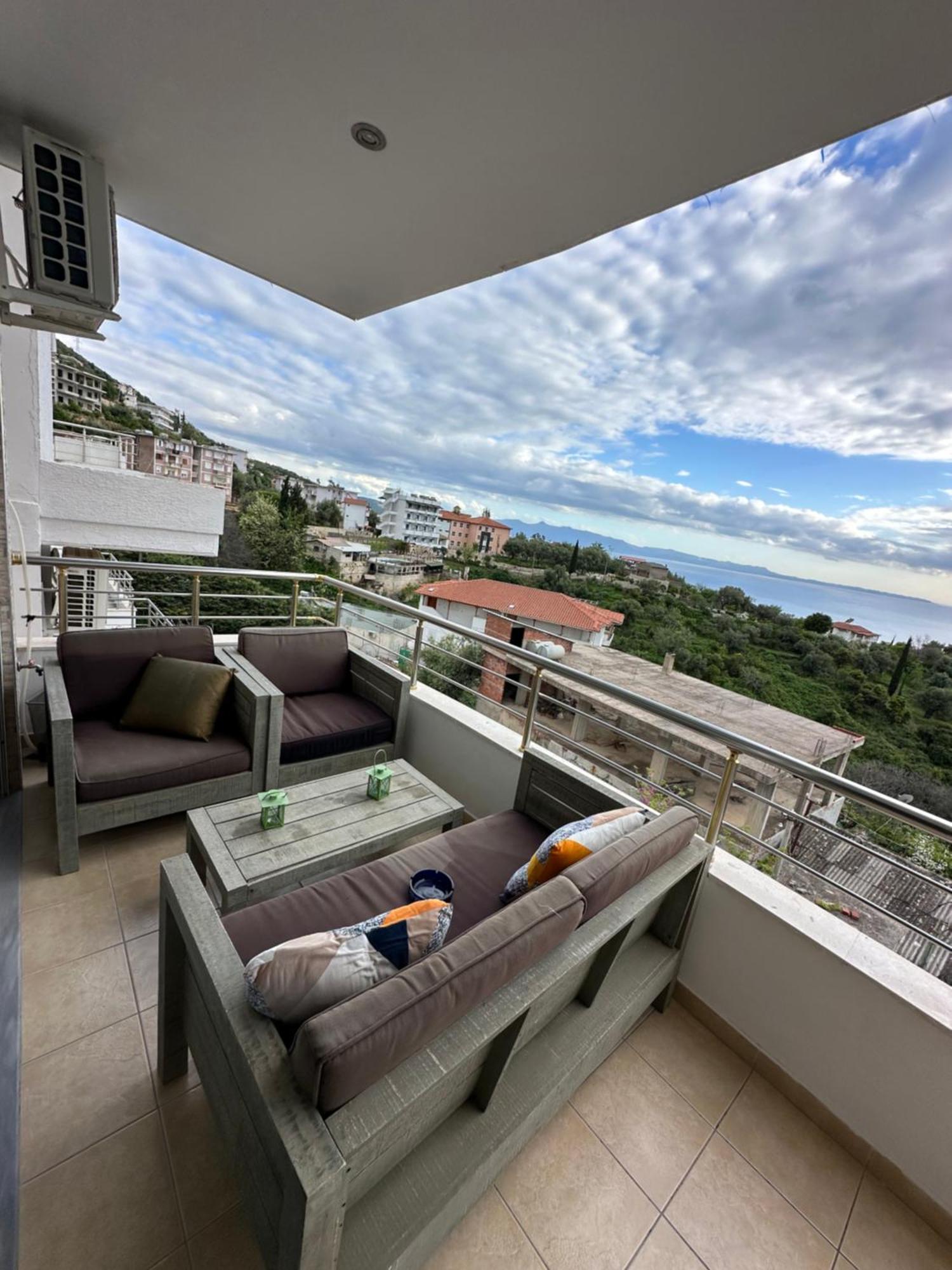 Selami Sea View Apartments Lukove Luaran gambar