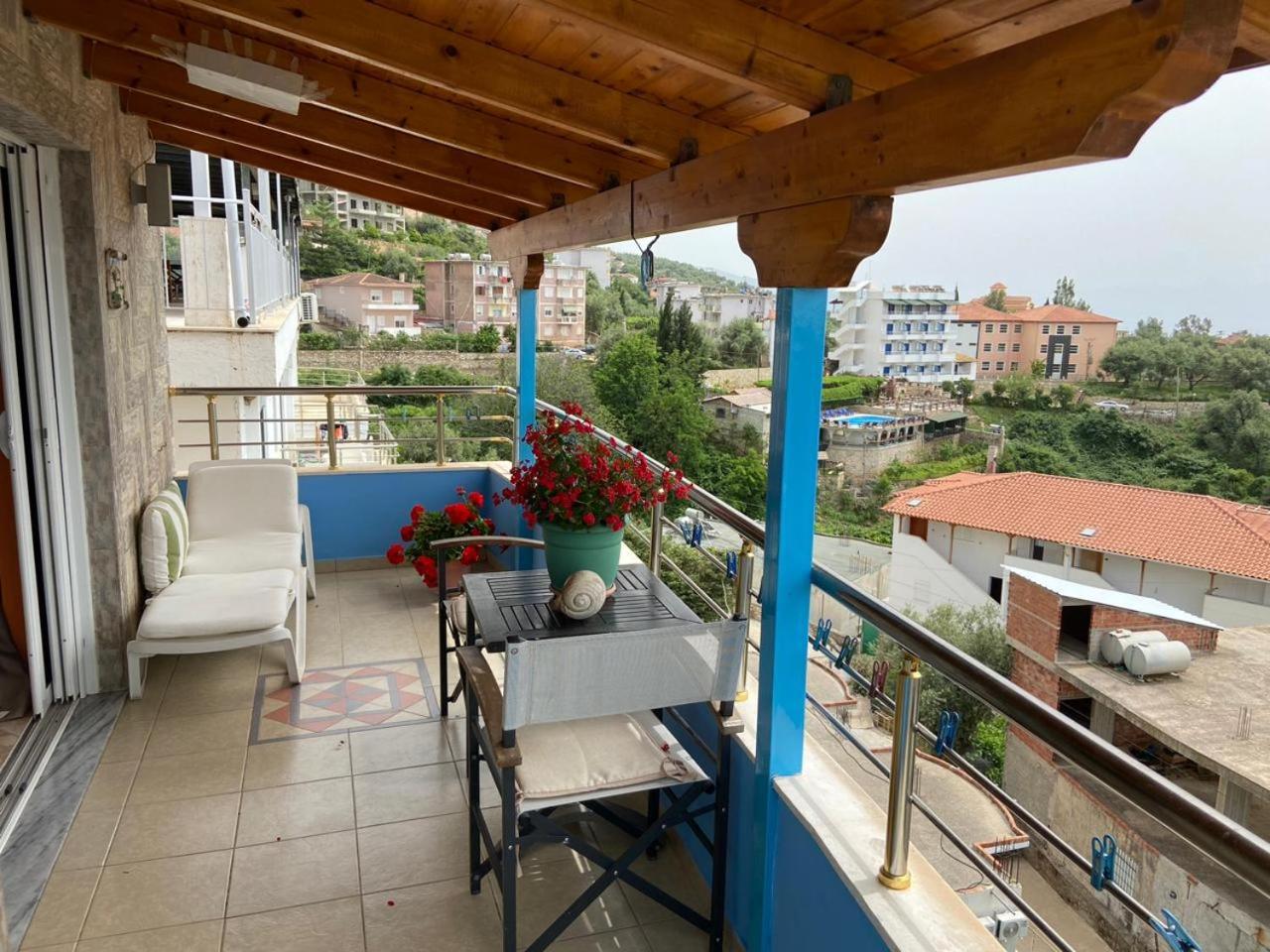 Selami Sea View Apartments Lukove Luaran gambar